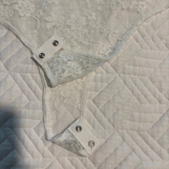 Gaze lace white bodysuit NWT - Picture 3 of 6